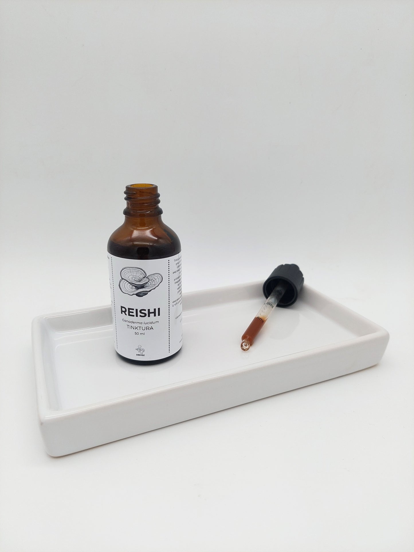 reishi, svetlikava pološčenka, ganoderma lucidum, tinktura, zdravilne gobe, medicinske gobe, imunski sistem